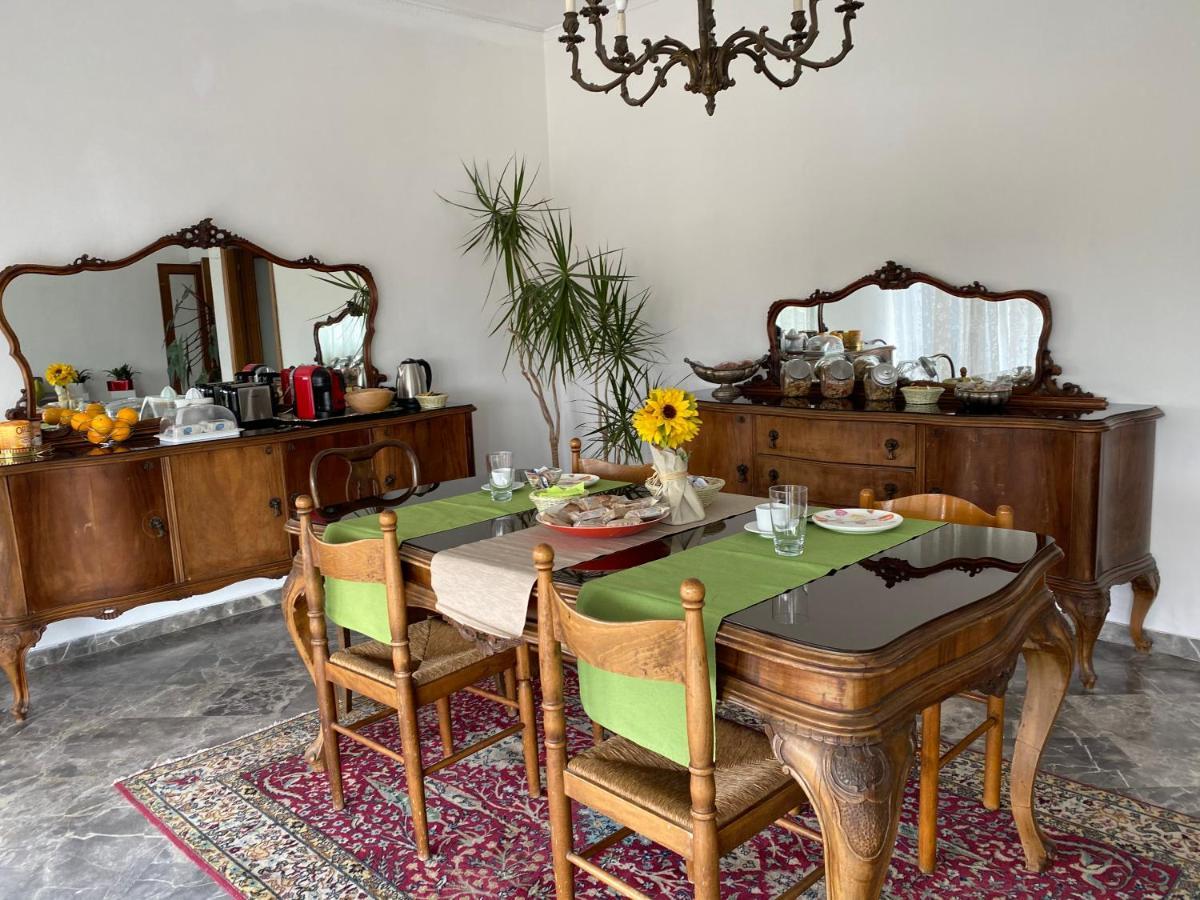 B&B Del Viaggiatore Сарцана Экстерьер фото