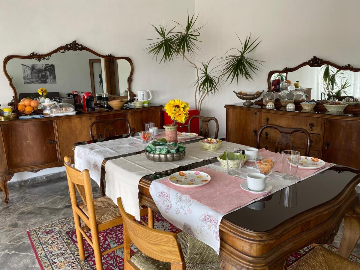 B&B Del Viaggiatore Сарцана Экстерьер фото